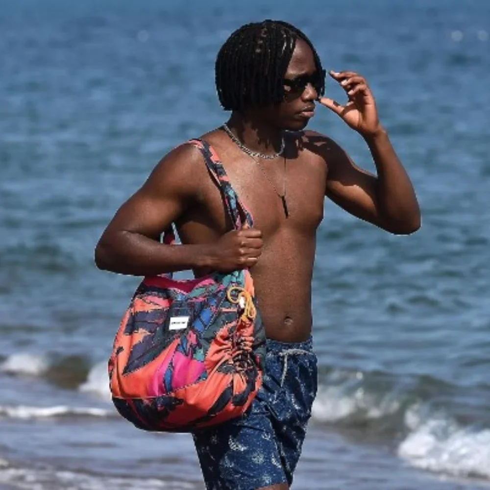 2-in-1 Multi-Functional Turkish Beach Towel Convertible into Beach Bag